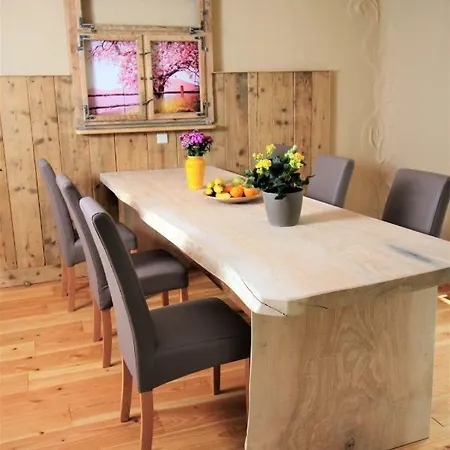 Traumhafte Ferienwohnungen Im Naturpark Zittauer Gebirge Haus Tanneck Nyaraló *