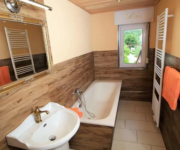 Traumhafte Im Naturpark Zittauer Gebirge Haus Tanneck بيت للعطل Hain (Saxony)